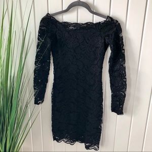 🎄H&M Off The Shoulder Lace Black Dress Size 4